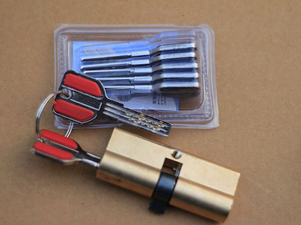 都匀24小时上门开锁公司